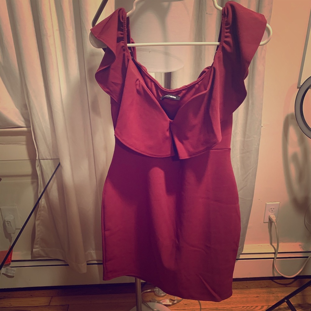 Short off the shoulders dress